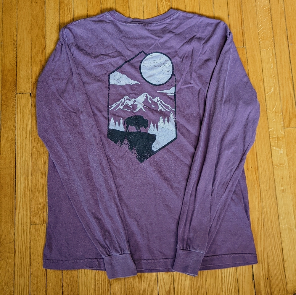 Comfort Colors long sleeve. Medium